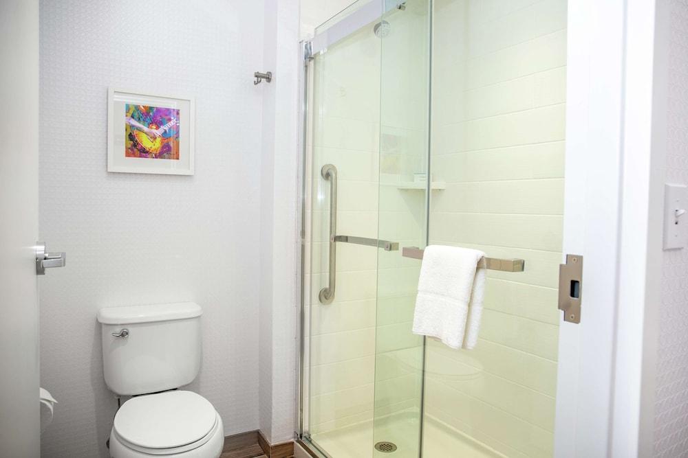 Hampton Inn & Suites Bridgeview Chicago photo 12