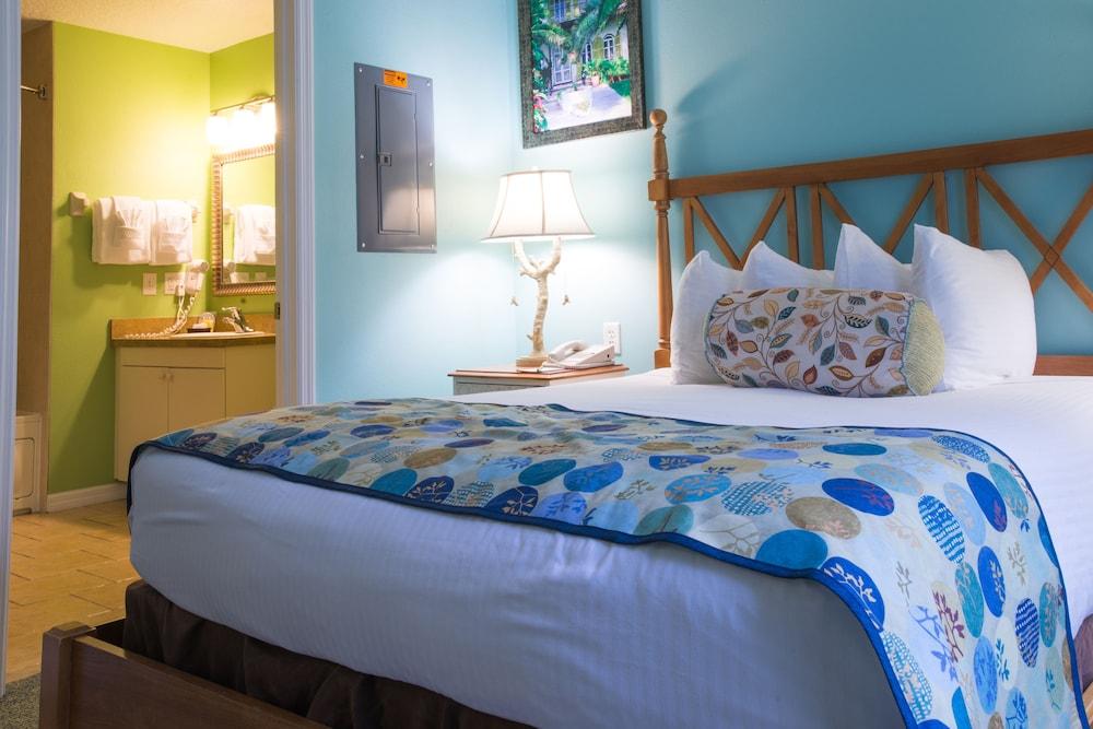 Barefoot Suites photo 3
