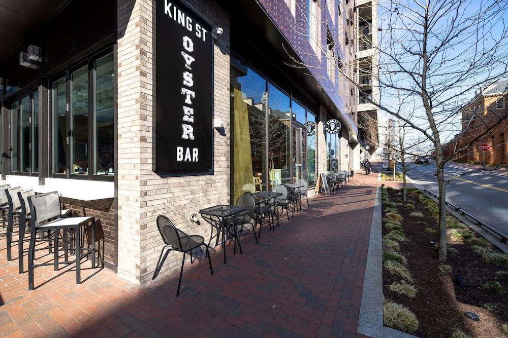 Placemakr Cathedral Heights photo 61
