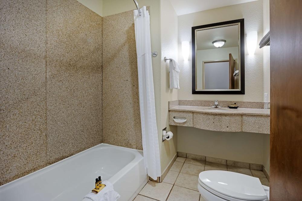 Best Western Plus Guymon Hotel & Suites photo 25