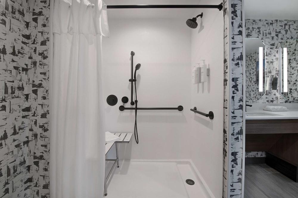 Home2 Suites by Hilton Anderson Downtown photo 32