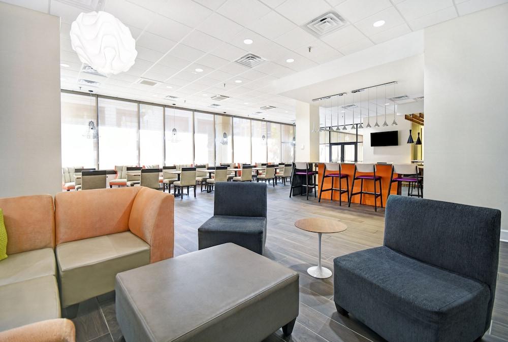 Holiday Inn Downtown Memphis by IHG photo 47