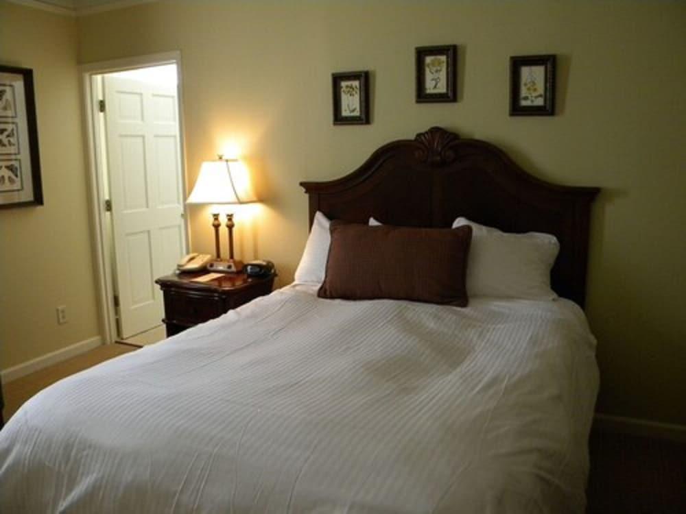 The Smith House photo 7