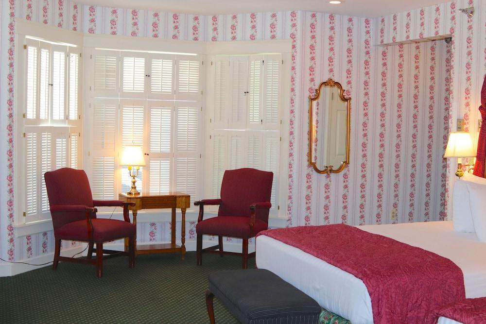 Inn on Mackinac photo 87