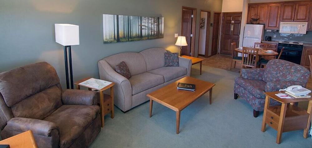 Scandinavian Lodge photo 14