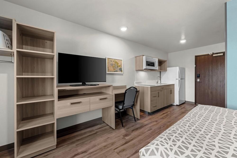 Woodspring Suites Anderson North I-85 photo 56