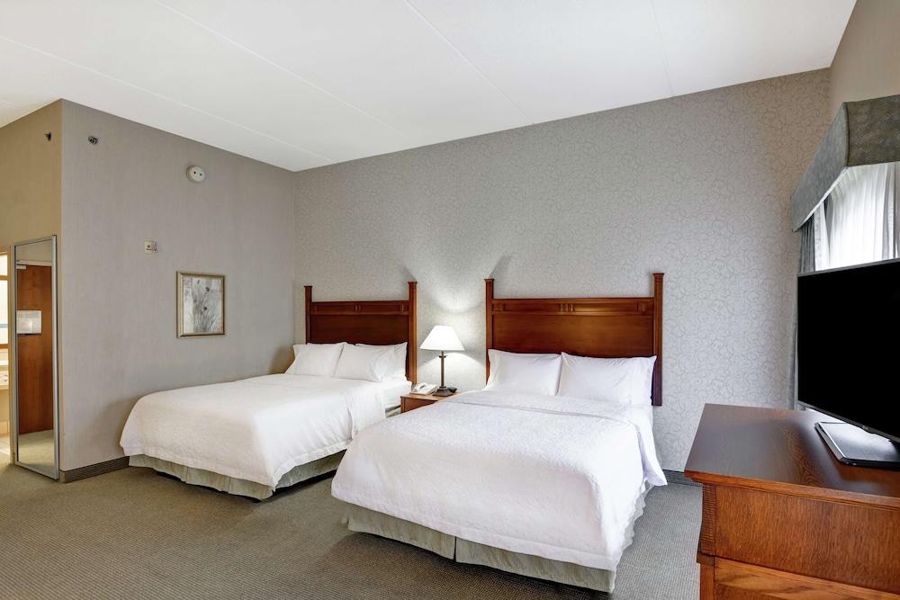 Hampton Inn Bloomsburg photo 17