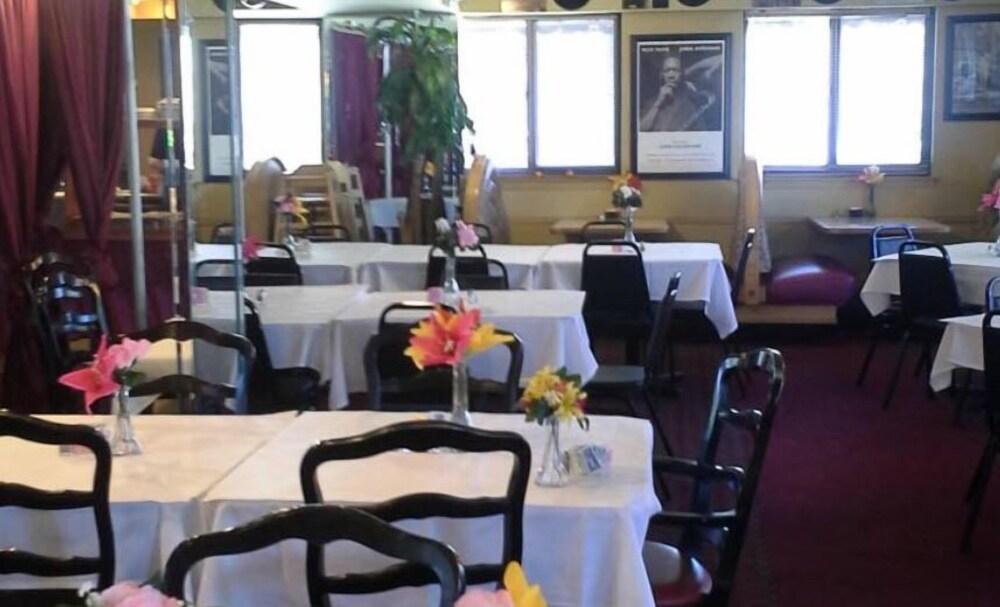 Amber Inn photo 19
