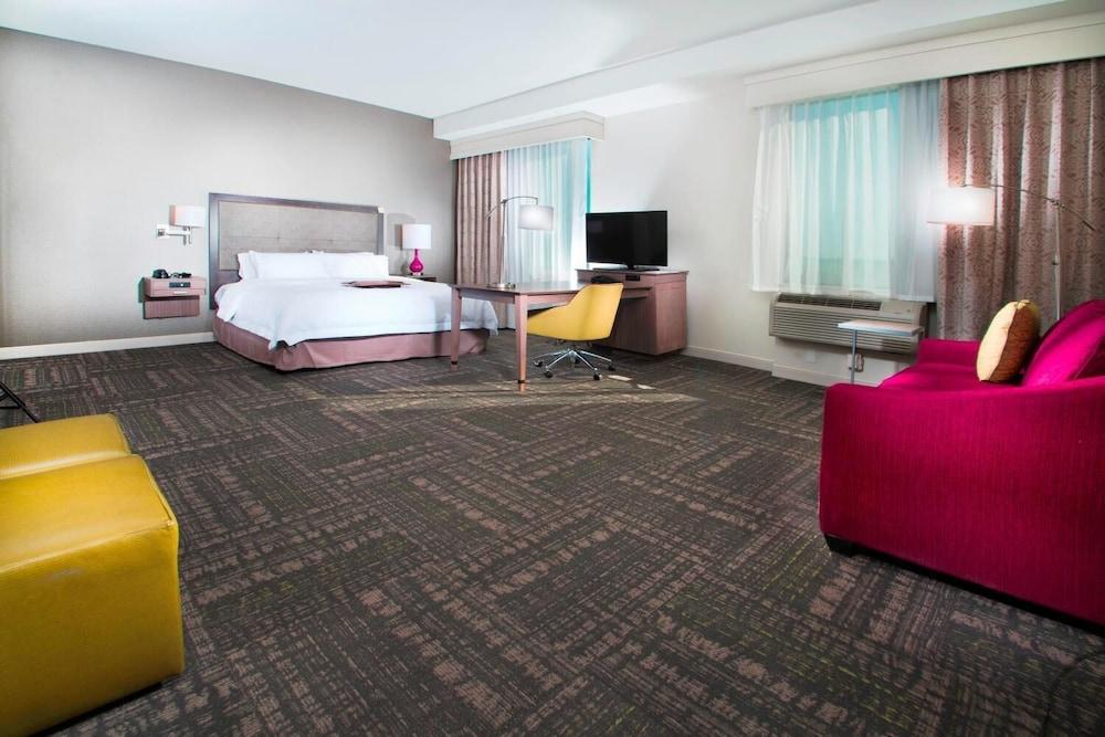 Hampton Inn & Suites La Porte photo 11