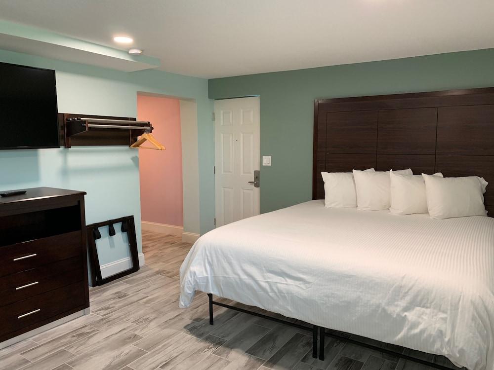 Atlantic Shores Motel photo 18