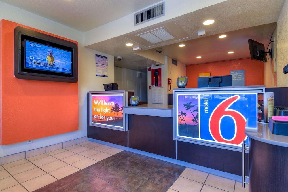 Motel 6 Riverside West - Jurupa Valley photo 8