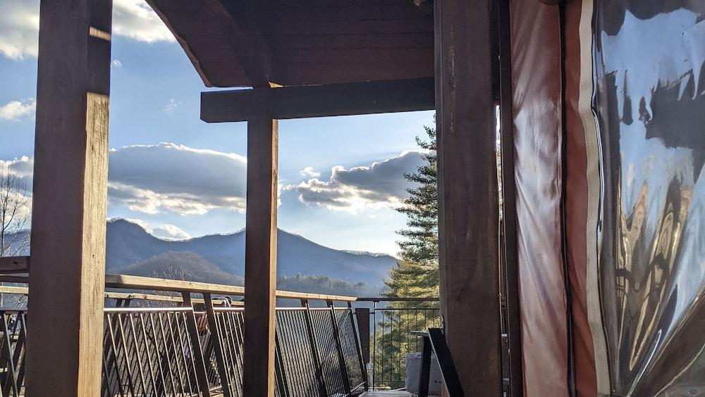 Sky Ridge Yurts photo 42