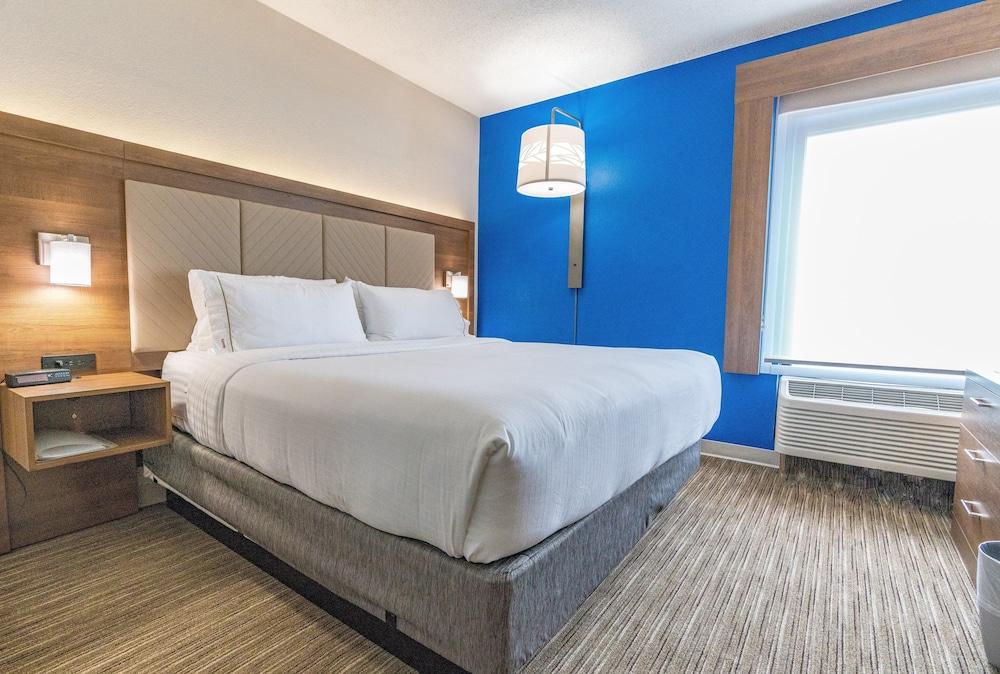 Holiday Inn Express & Suites Nashville - Brentwood I-65 by IHG photo 10