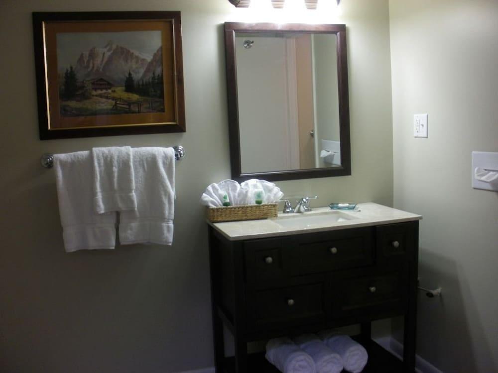 High Meadows Inn photo 19