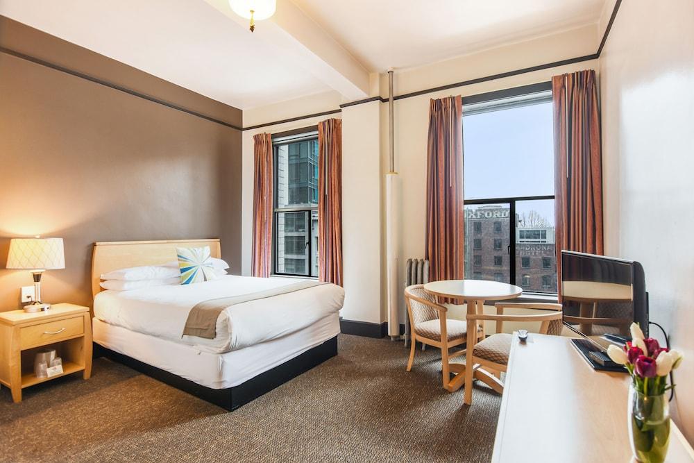 The Moore Hotel photo 17