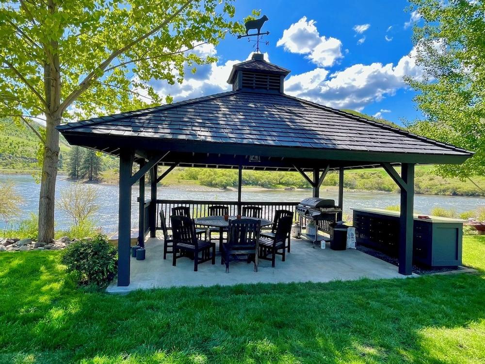 Steelhead Lodge photo 13