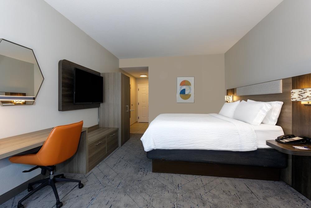 Holiday Inn Express Tampa N I-75 - University Area by IHG photo 21
