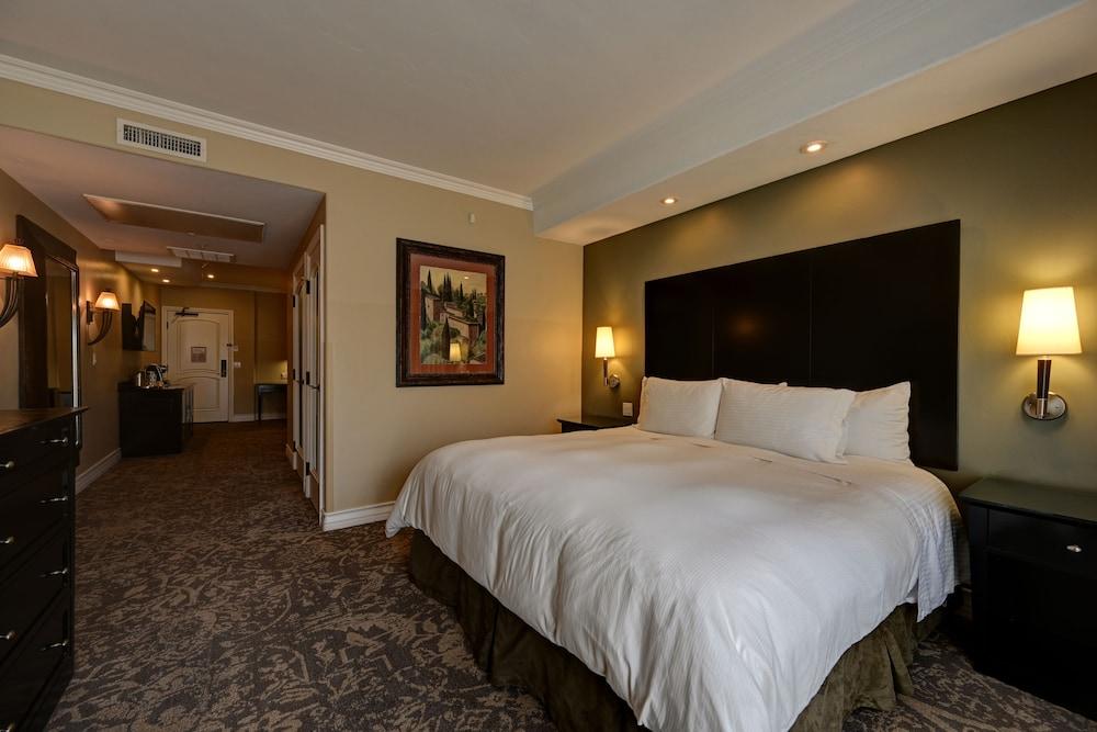 Bellasera Hotel & Suites Paso Robles, Tapestry by Hilton photo 50