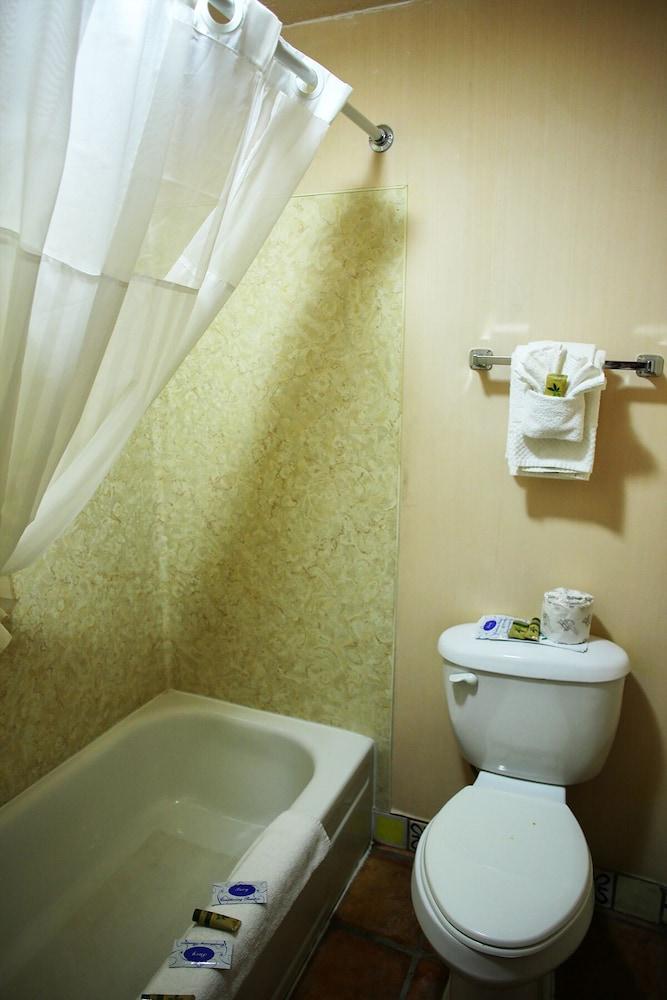 Quality Inn Baker City photo 21