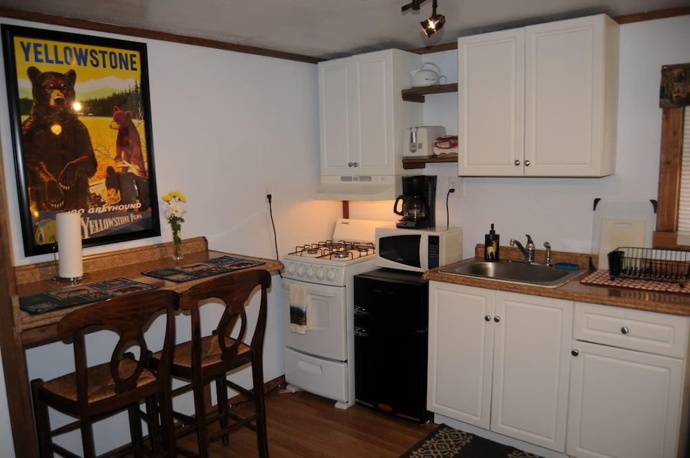 Yellowstone Motel - Adults Only photo 41