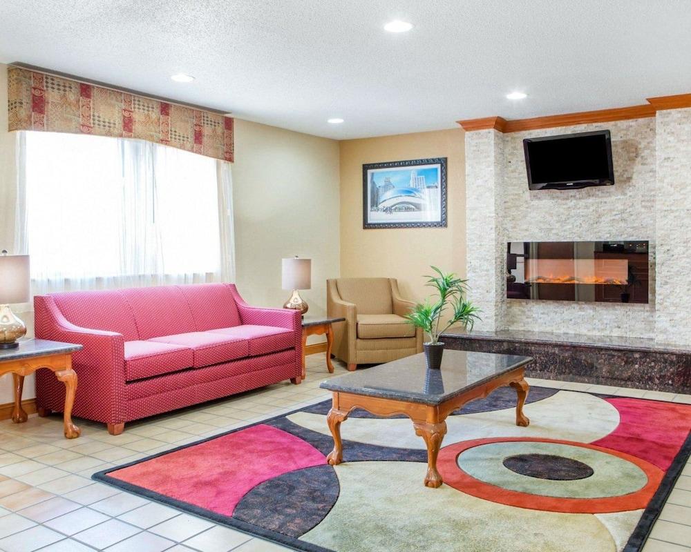 Quality Inn Ottawa near Starved Rock State Park photo 15