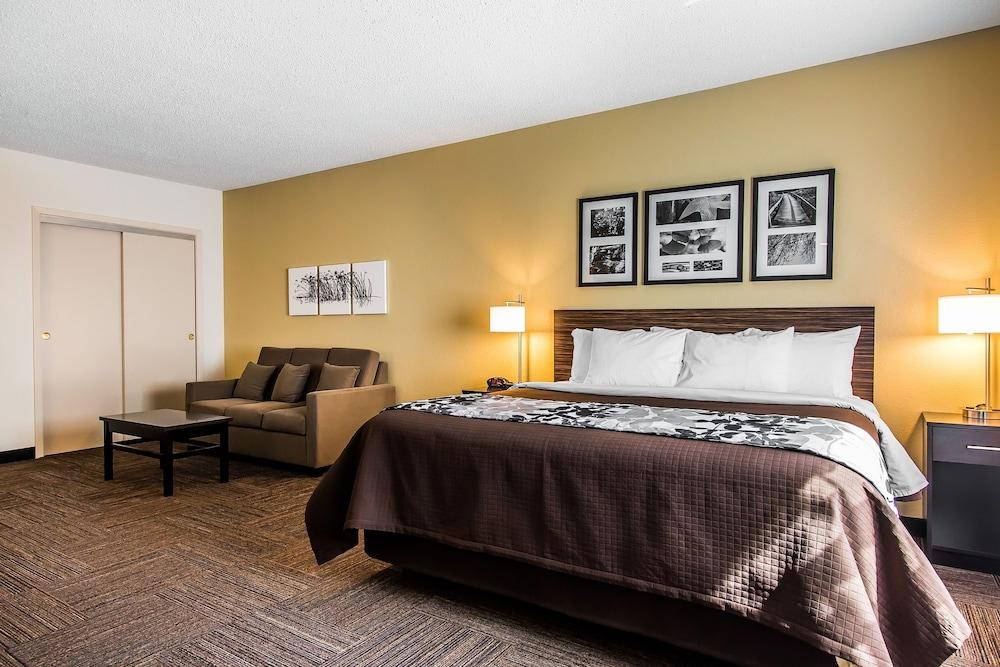 Comfort Suites Leesville near Fort Johnson photo 32