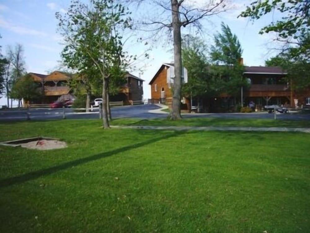 Horseshoe Bay Lodge photo 36