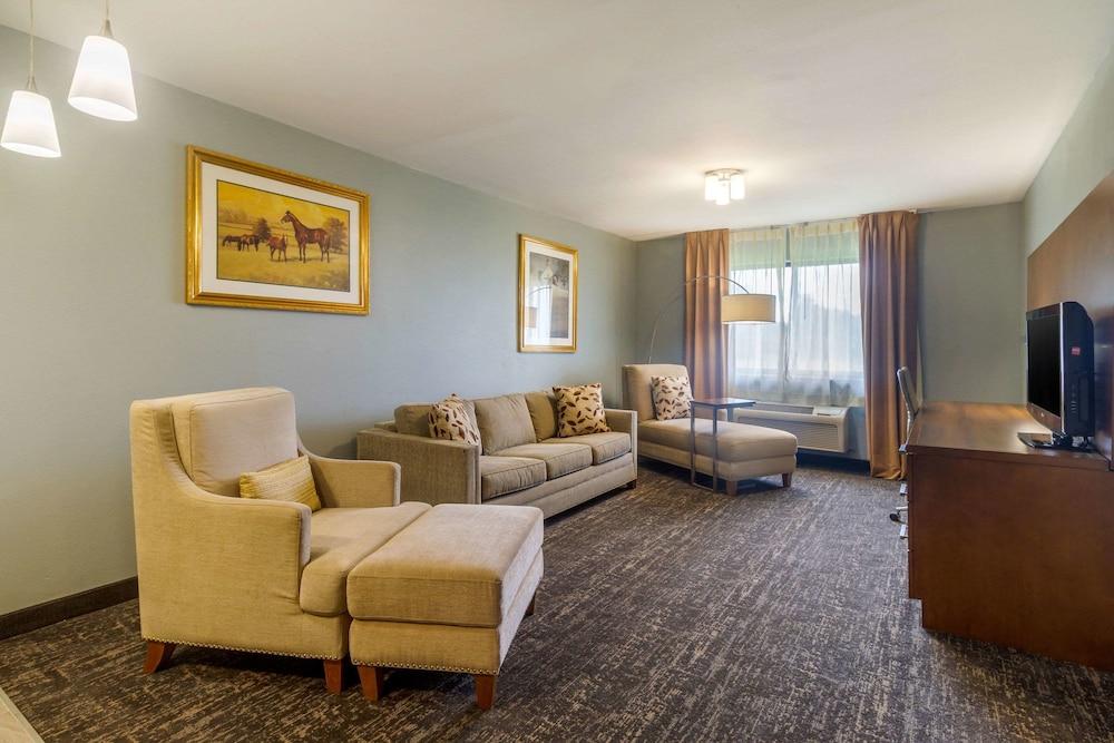Quality Inn Danville photo 33