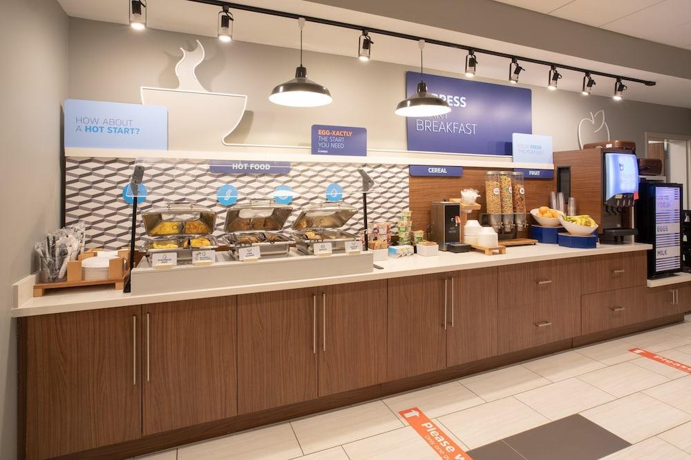 Holiday Inn Express & Suites Goodland I 70 by IHG photo 32