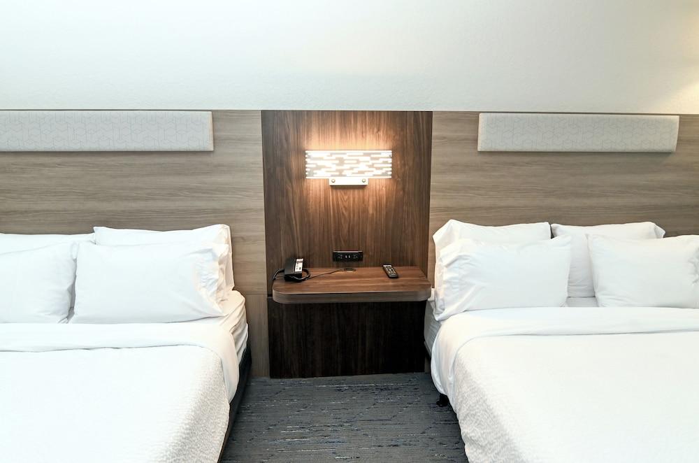 Holiday Inn Express & Suites Palm Coast I95 by IHG photo 14