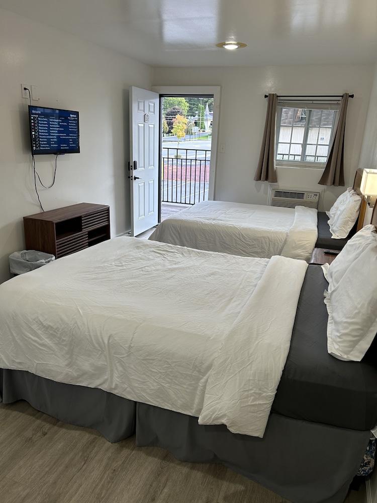 Lake View Inn photo 7