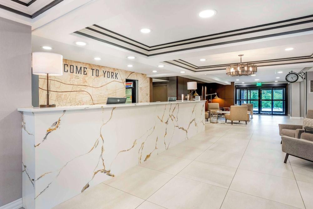 Best Western Plus Heritage Rail Inn & Suites photo 5