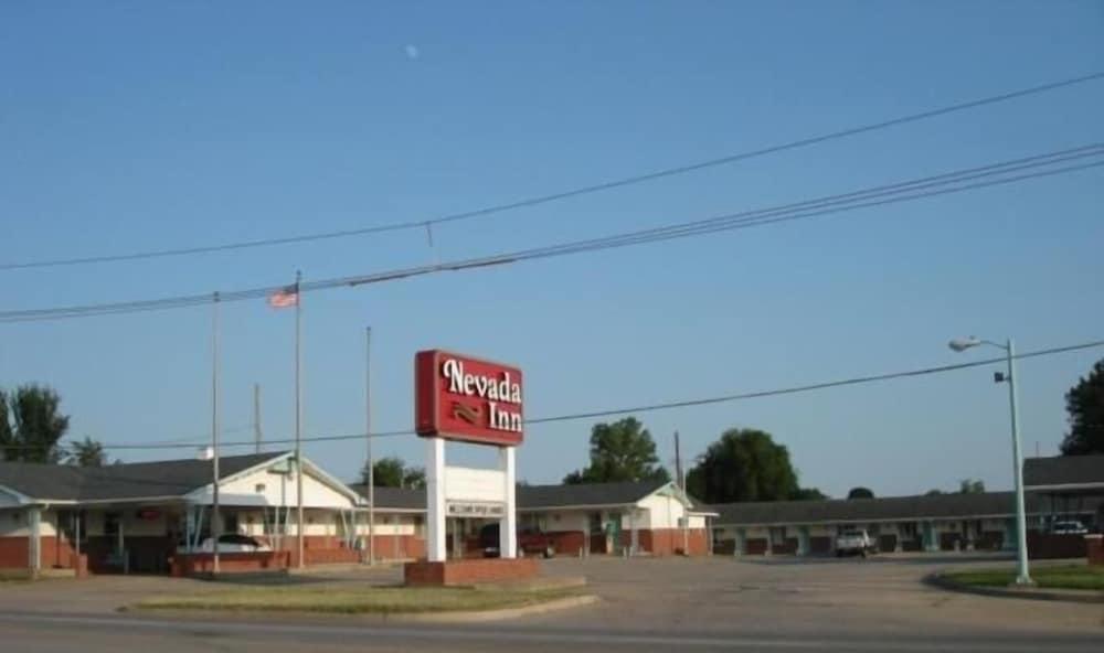 Nevada Inn photo 38