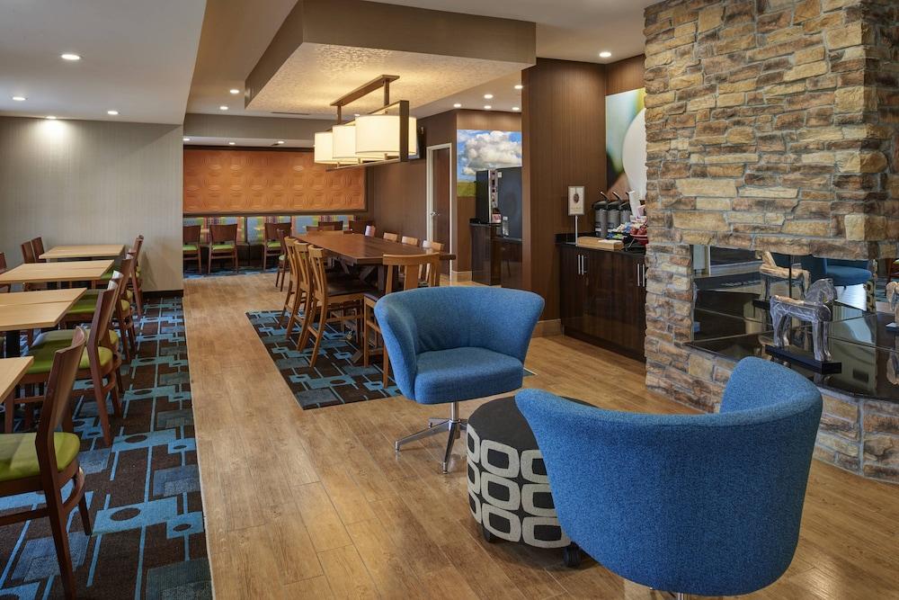 Fairfield Inn by Marriott Richmond photo 2