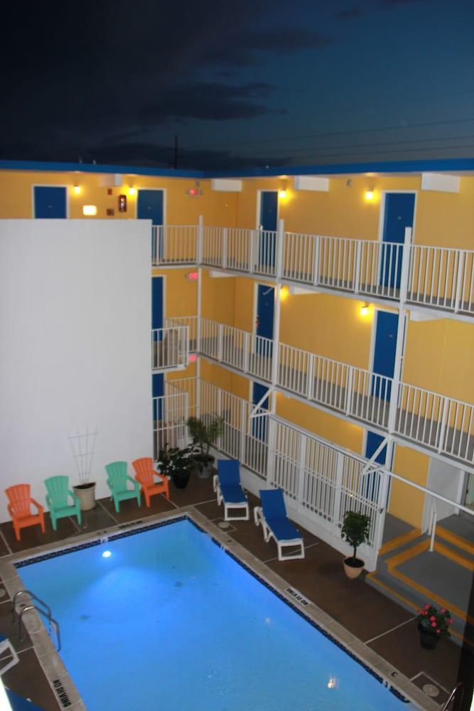 Seaside Inn photo 13