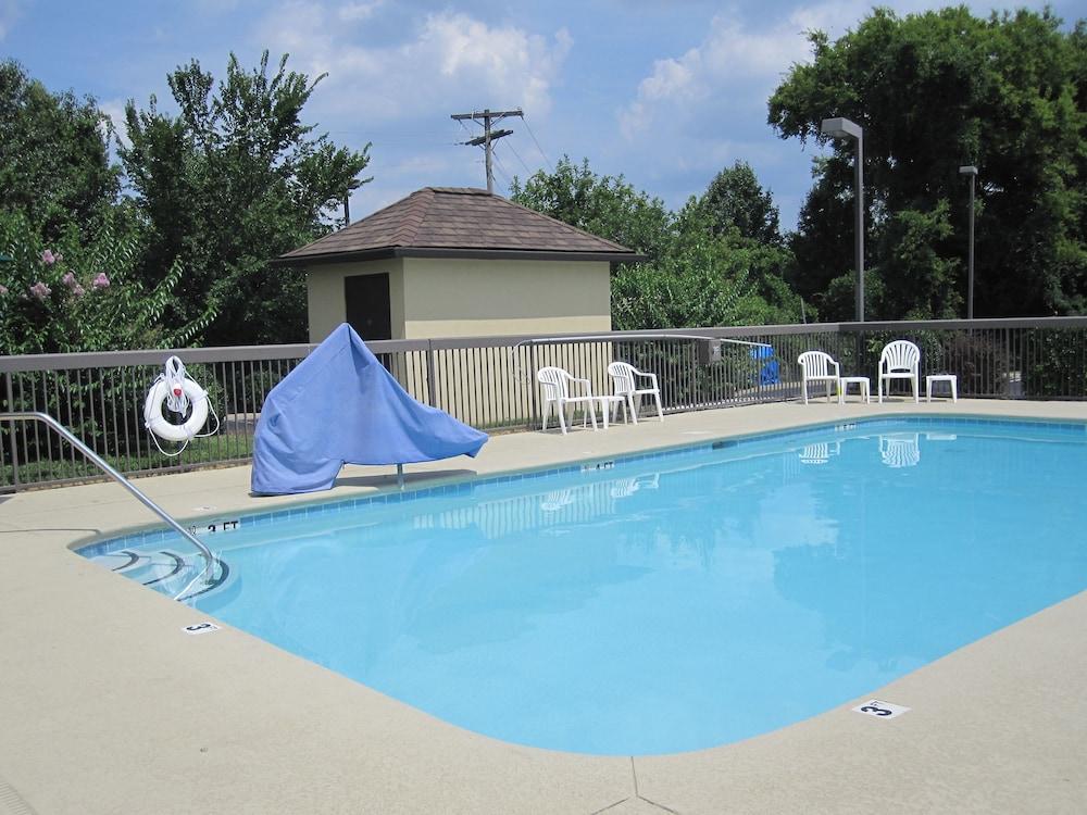 Sleep Inn Murfreesboro Shopping District photo 16