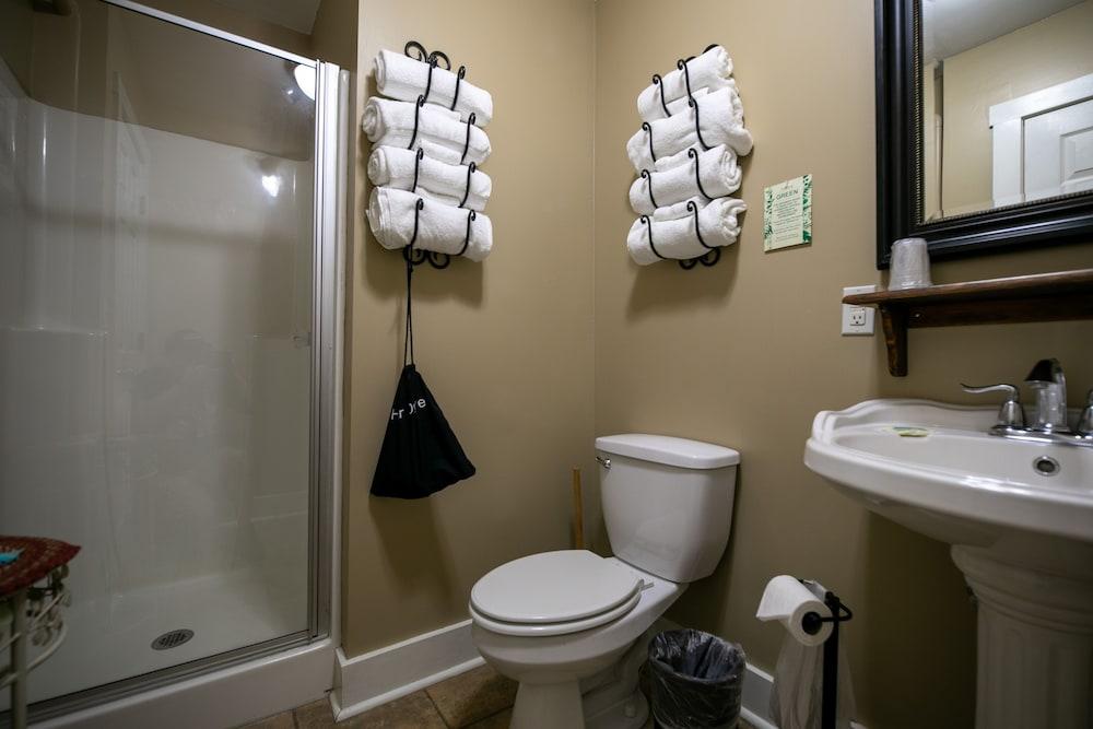 Nauvoo Temple House Hotel photo 49