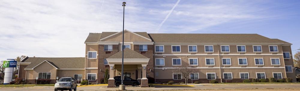 Holiday Inn Express Oneill by IHG photo 56