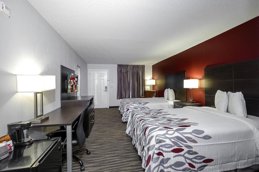 Red Roof Inn Defuniak Springs photo 5