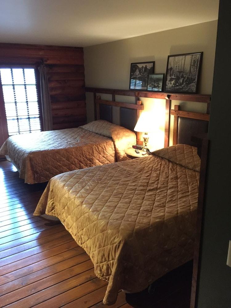 Sumas Mountain Lodge photo 15