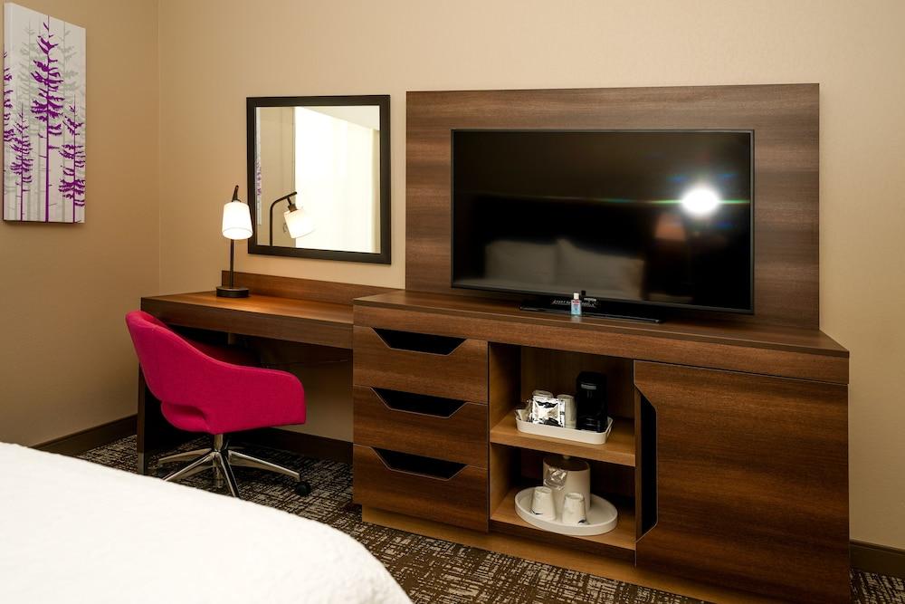 Hampton Inn & Suites Aurora South Denver photo 20