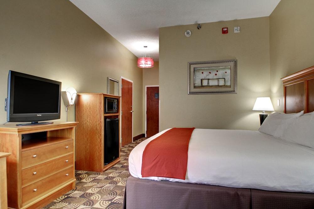 Holiday Inn Express Hurricane by IHG photo 60