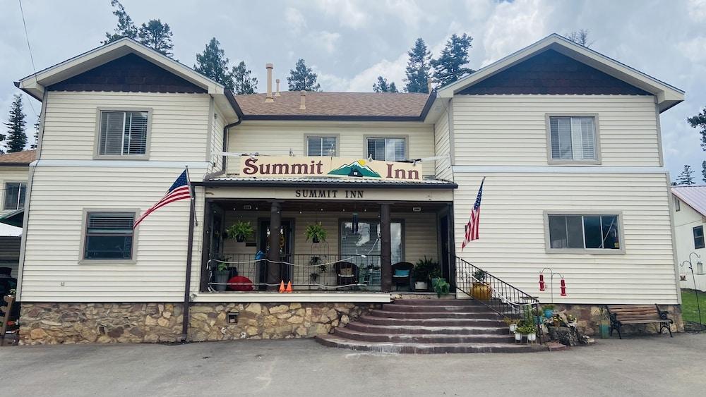 Summit Inn photo 8