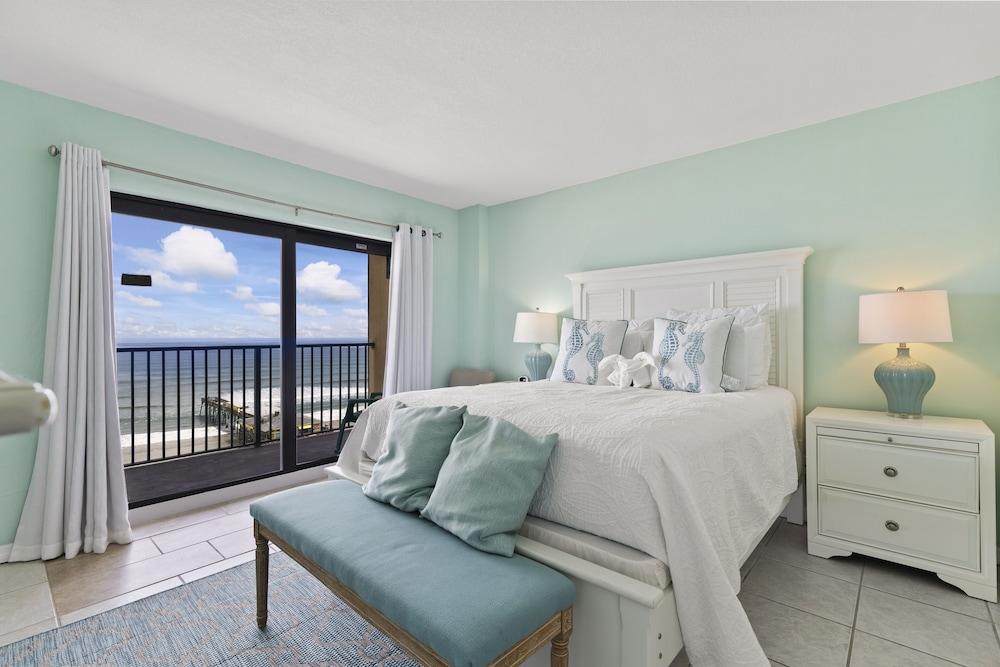 Tropical Suites at Sunglow Resort photo 34