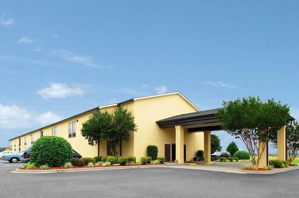 Quality Inn Mullins - Marion photo 43