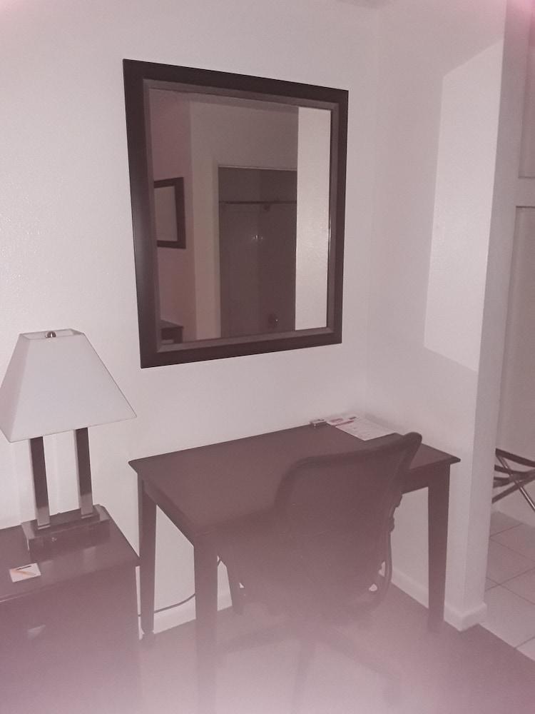 Italy Inn photo 9
