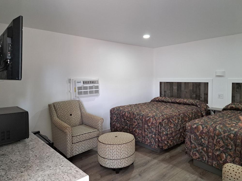 Lake Aire Motel photo 6