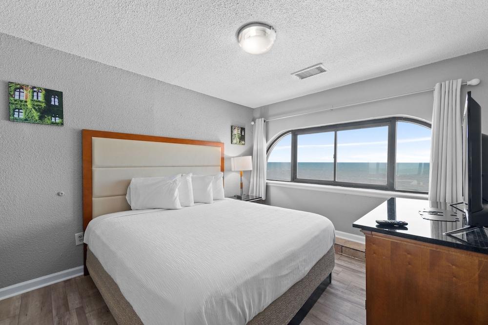 Sea Mist Oceanfront Resort photo 70