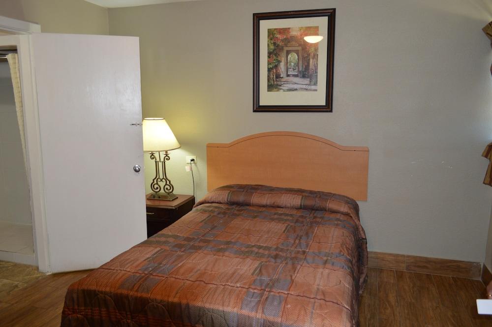 Paradise Inn photo 7