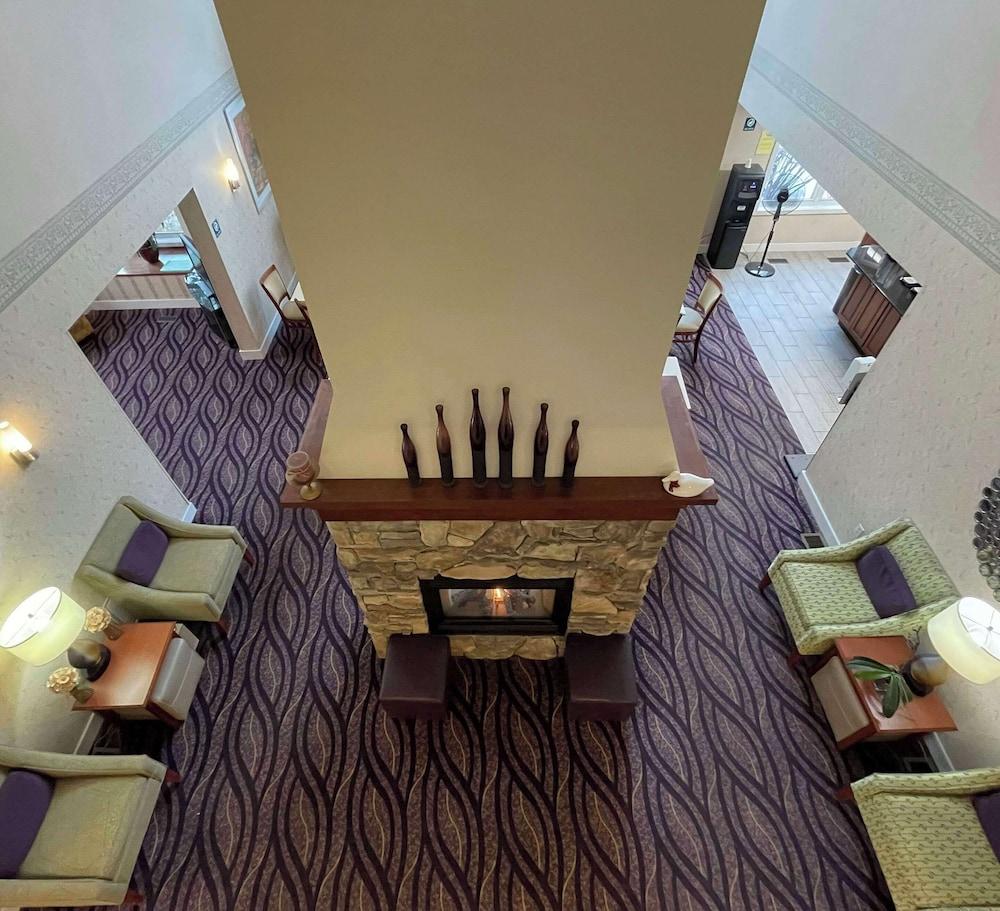 Smart Suites, an Ascend Collection Hotel photo 27